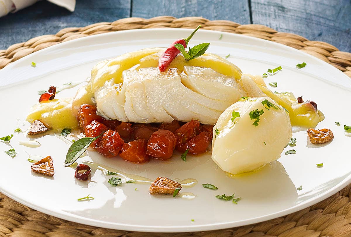 Bacalao confitado con pil pil
